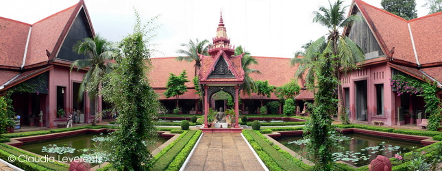 Phnom Penh - Innenhof des Nationalmuseums